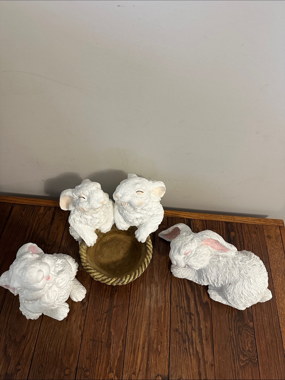 Charming White Rabbit Figurine Set - Picture 11 of 11